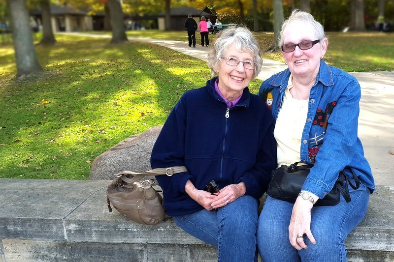 Photo of Pat and Sarah.